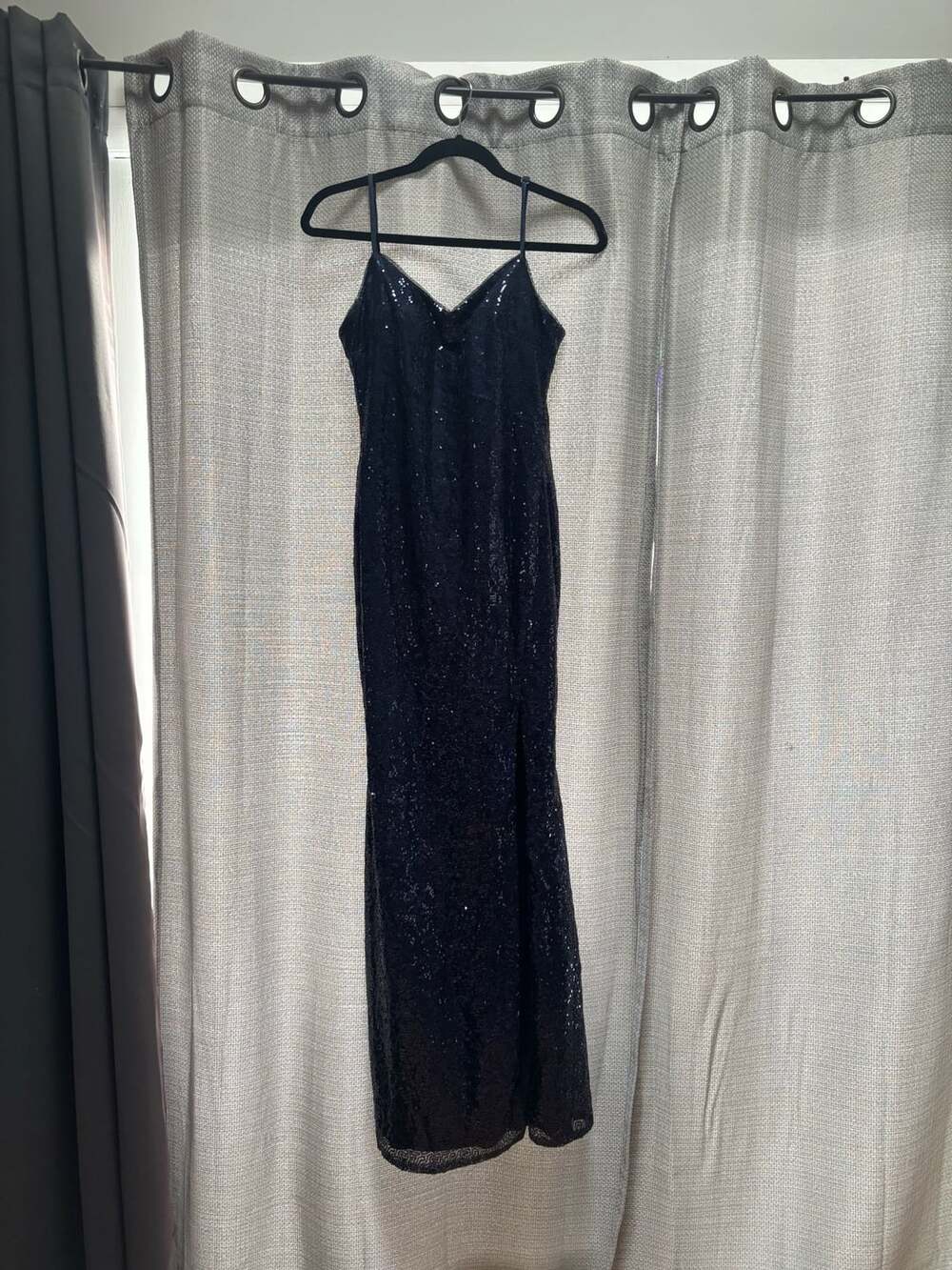 Mac Duggal Rhinestone Encrusted Scoop Neckline Beaded Gown Navy Blue